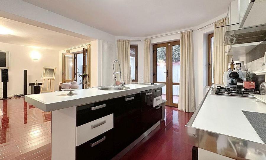 Zona Centrala Acces Facil - 8