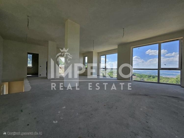 Casa individuala cu panorama spectaculoasa asupra orasului! - 2