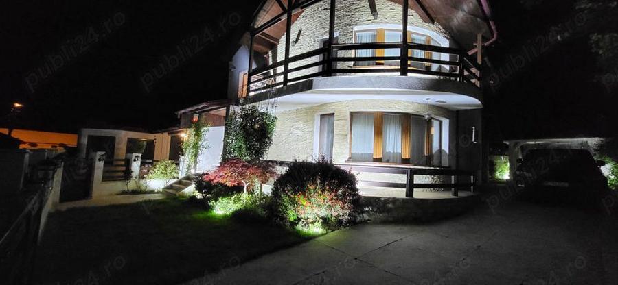 Vila de lux cu piscina, sauna si iesire - acces la lacul Casla - 9