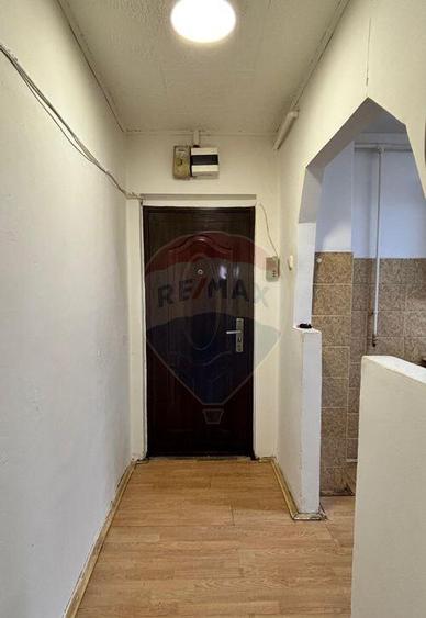 Apartament cu 2 camere, zona Vitrometan (Rubinului) - 1
