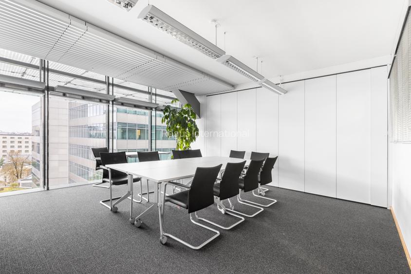Spațiu de birou privat pentru 4 persoane în Regus Hermes