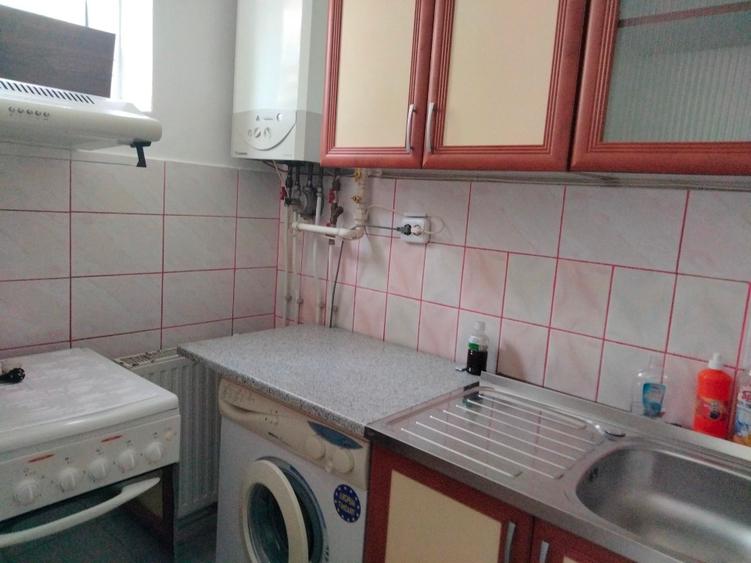 Garsoniera de închiriat pe termen de 6 luni 1200 roni - 7