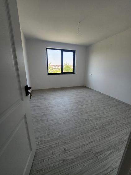 Individuala 6 camere/ P+1E+M /Bragadiru zona Ghidigeni! - 16