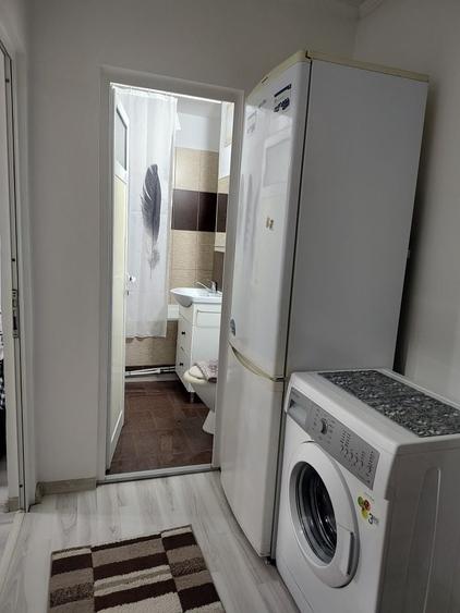 Garsonieră decomandată în Central