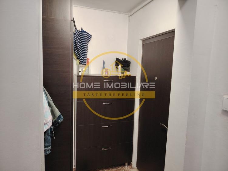Apartament cu 3 camere decomandat, mobilat în Păcurari