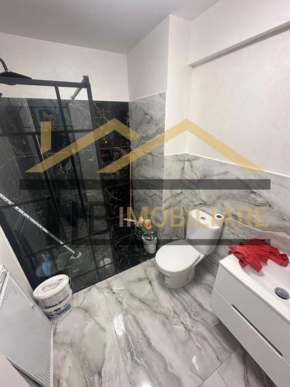 Apartament cu 2 camere semidecomandat în Unirii