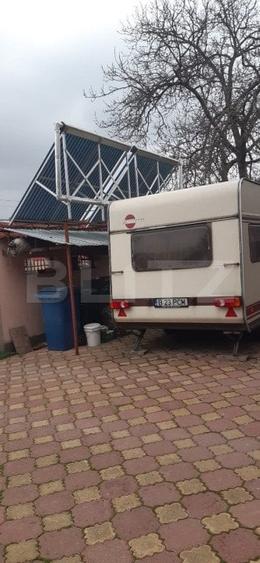 Casă individuală cu 6 camere cu Garaj în Pucioasa