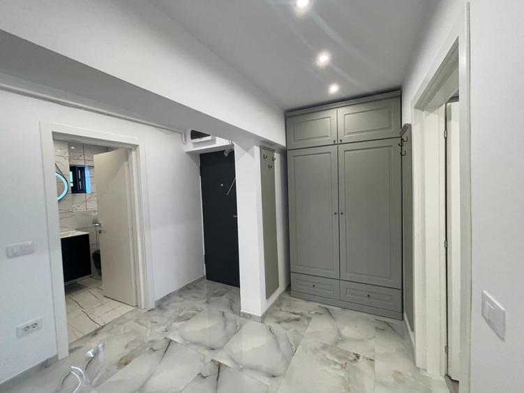 Apartament cu 2 camere decomandat în Piața Unirii