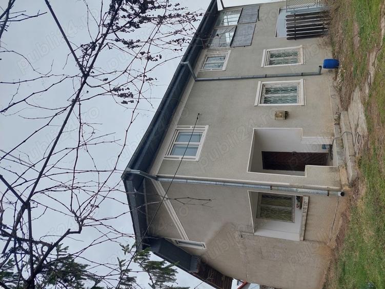 Casă cu 3 camere cu Teren 5900 Mp în Conțești