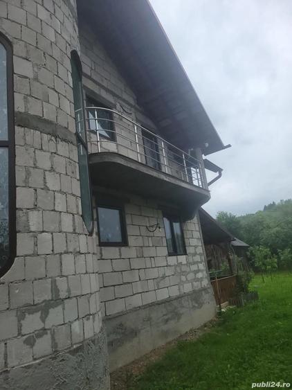 Casă cu 5 camere cu Teren 800 Mp în Bogdan Vodă