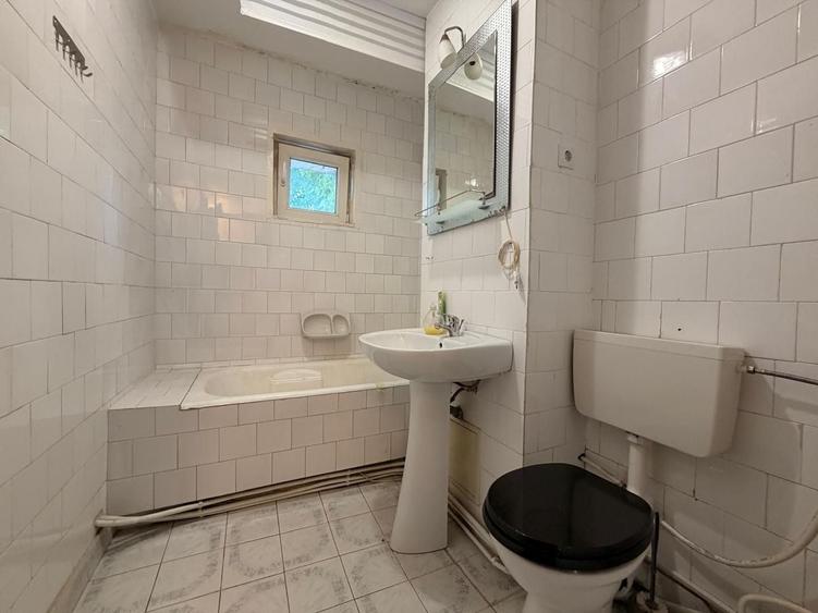 Apartament cu 3 camere decomandat, mobilat în Mănăștur