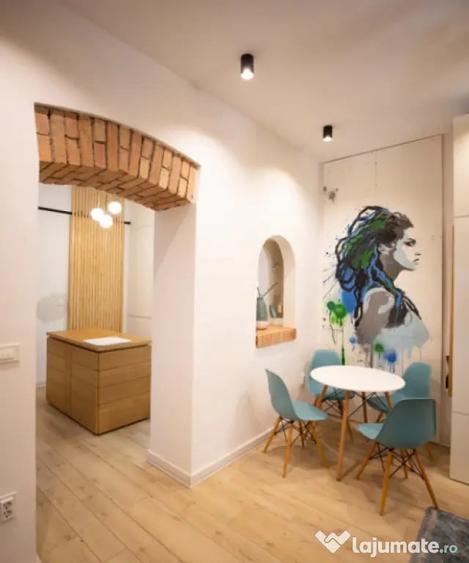 Apartament cu 3 camere semidecomandat în Semicentral