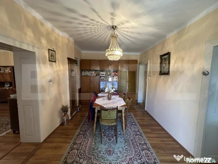 Casă cu 2 camere cu Teren 2963 Mp în Central