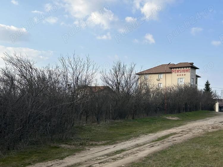 Teren de 1800 mp, în Central