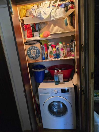 Apartament cu 2 camere decomandat în Lenin