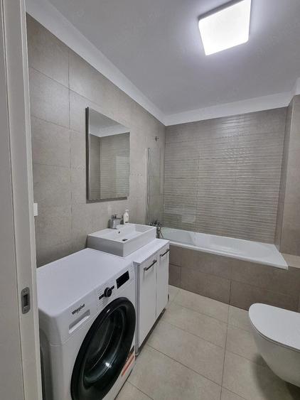 Apartament cu 2 camere decomandat în Torontalului