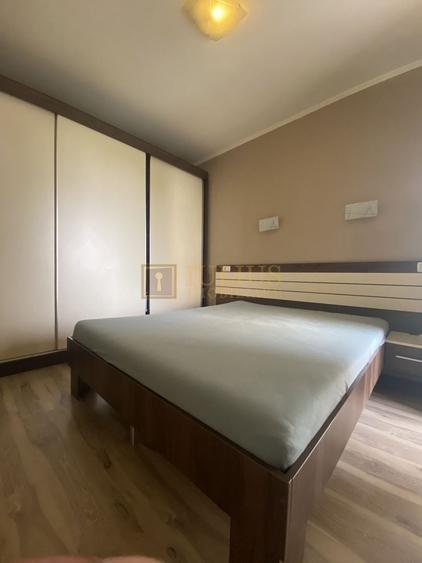 Apartament cu 2 camere semidecomandat, mobilat în Fratelia