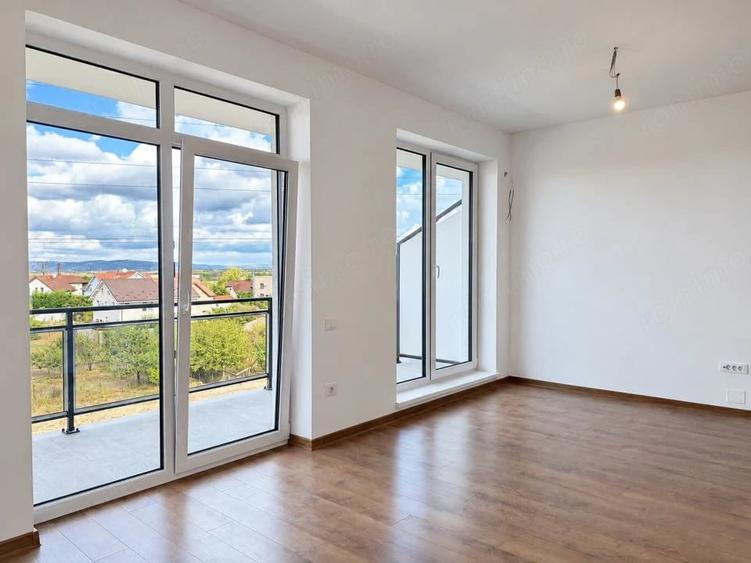 Apartament cu 2 camere decomandat în Băile Felix