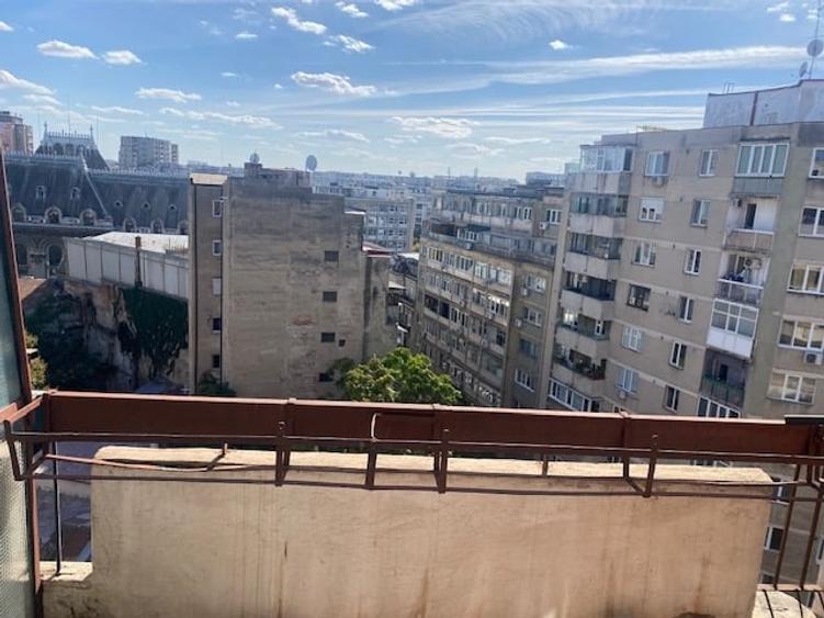 Apartament cu 2 camere decomandat în Cișmigiu