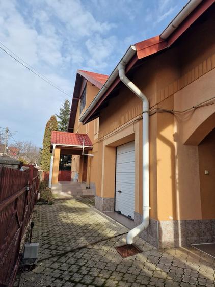 Casă individuală cu 5 camere cu Canalizare în Burdujeni