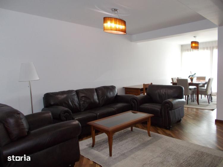Apartament cu 3 camere decomandat în Calea Dumbrăvii