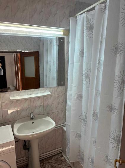 Apartament cu 3 camere decomandat în Ultracentral