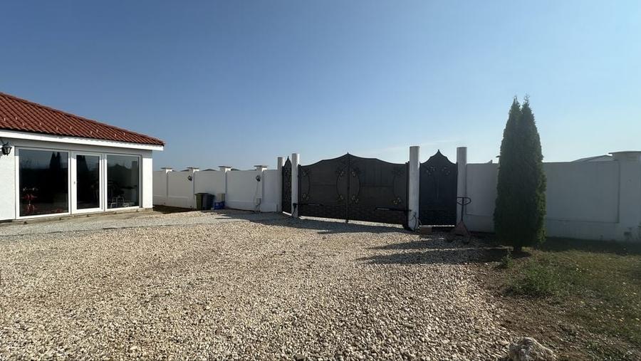 Casă cu 3 camere în Hărman