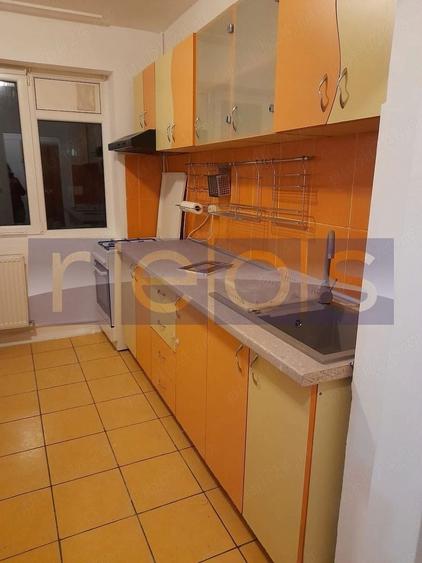Apartament cu 3 camere, mobilat în Dristor