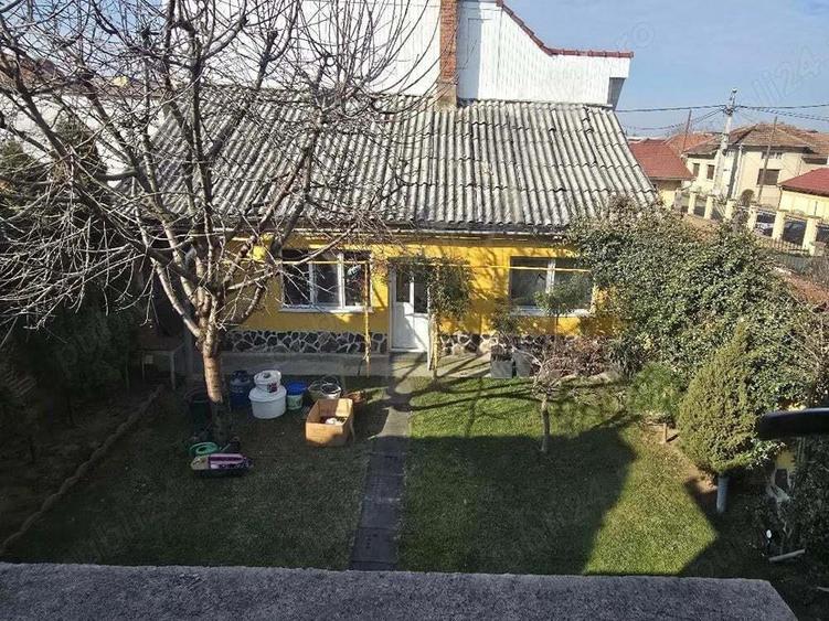 Vand vila P+M , zona Cantemir-Salca, constr 2014, , SC-194 mp, teren 270, gaz - 4