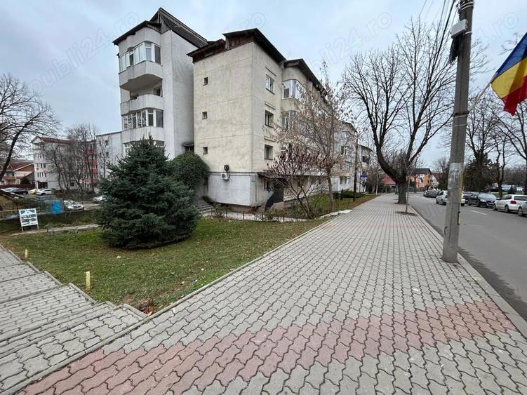 Proprietar - Apartament cu 3 camere, 94 mp, zona TRAIAN - PRIMARIE; PRET FIX - 2