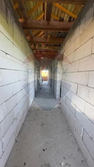 VILA IMPRESIONANTA DE VANZARE - BUGHEA DE SUS, ARGES - 26