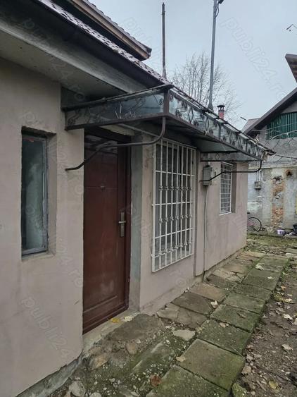 De vanzare casa in Flore?ti, Prahova langa Micul Trianon (Castelul Cantacuzino) - 2