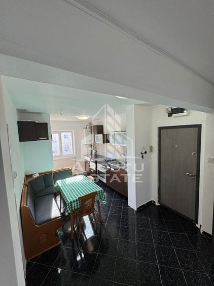 Apartament 3 camere, centrala proprie, zona Spitalul Judetean. - 8