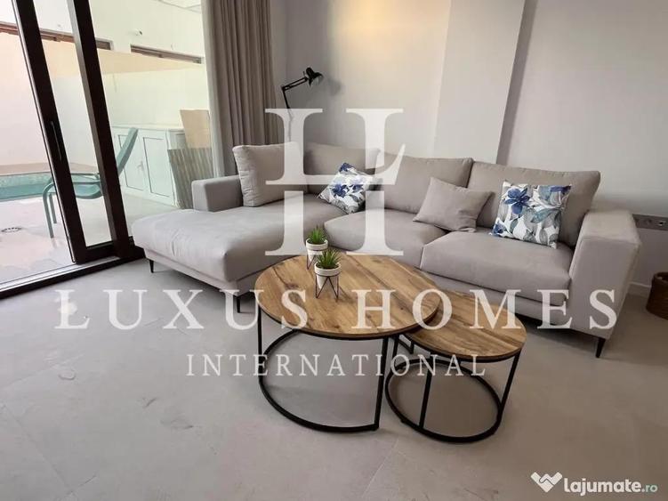 O casa mare, cu terasa, piscina ?i terasa pe acoperi?, situata aproape de mare - 20