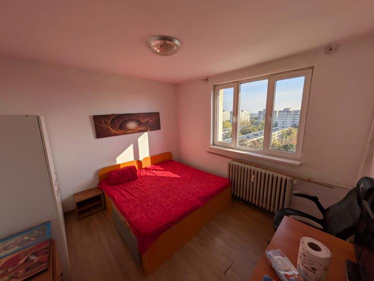 Apartament cu 2 camere decomandat în Drumul Taberei