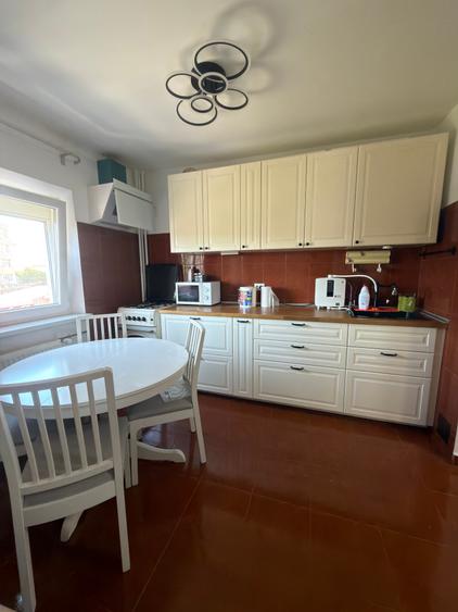 Apartament cu 2 camere decomandat în Vitan Mall