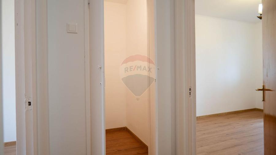Vanzare apartament 3 camere-renovat, luminos si spatios, zona Iancului - 12