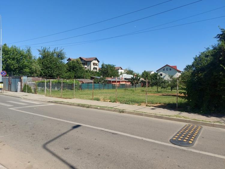 O proprietate imobiliara deosebita, formata din casa si mult teren! - 9