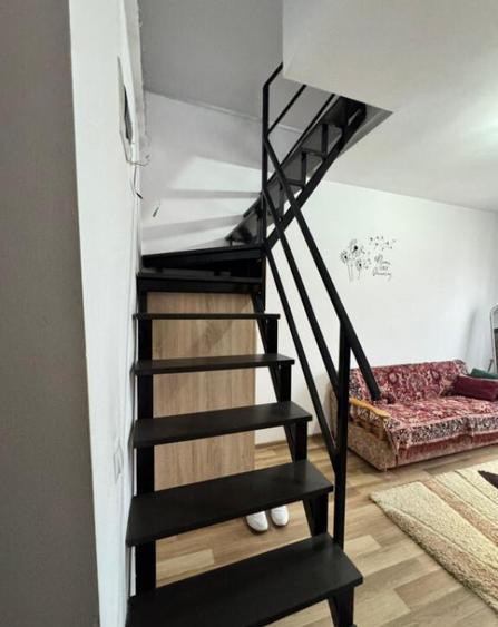 ???? Apartament tip garsoniera pe doua niveluri | Gata de - 7