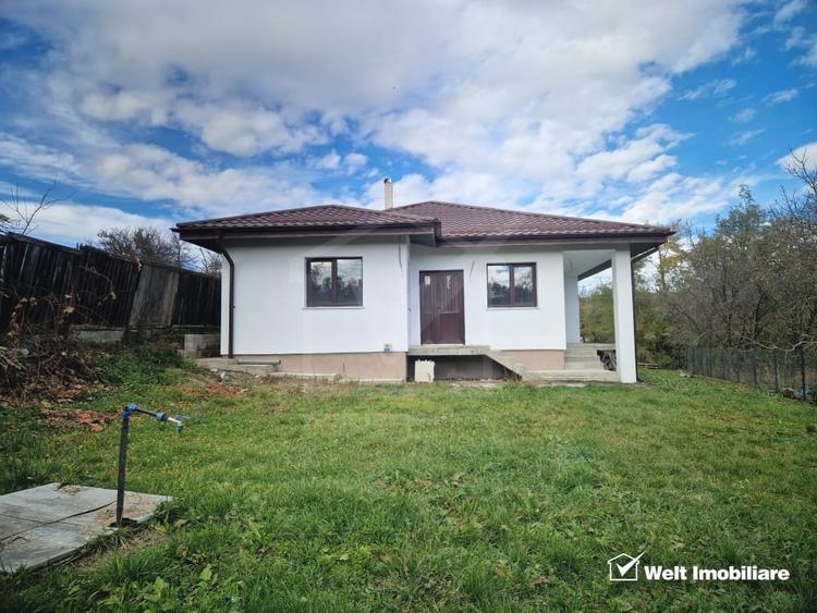 Casa individuala de vanzare in satul Pata, comuna Apahida - 1