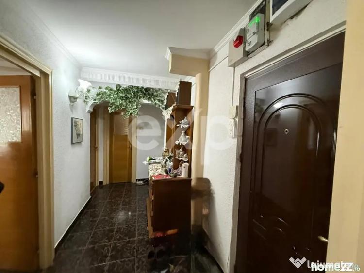 Apartament cu 2 camere decomandat în Prundu