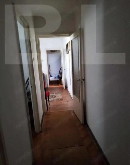 Inchiriez apartament 4 camere! - 2