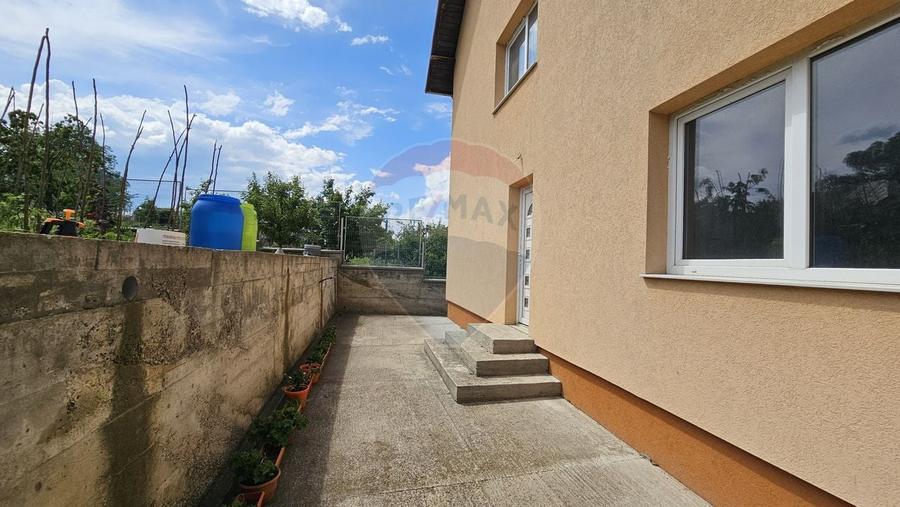 Casă / Vilă cu 12 camere-Sfântu Ilie Vechi, Suceava - 42