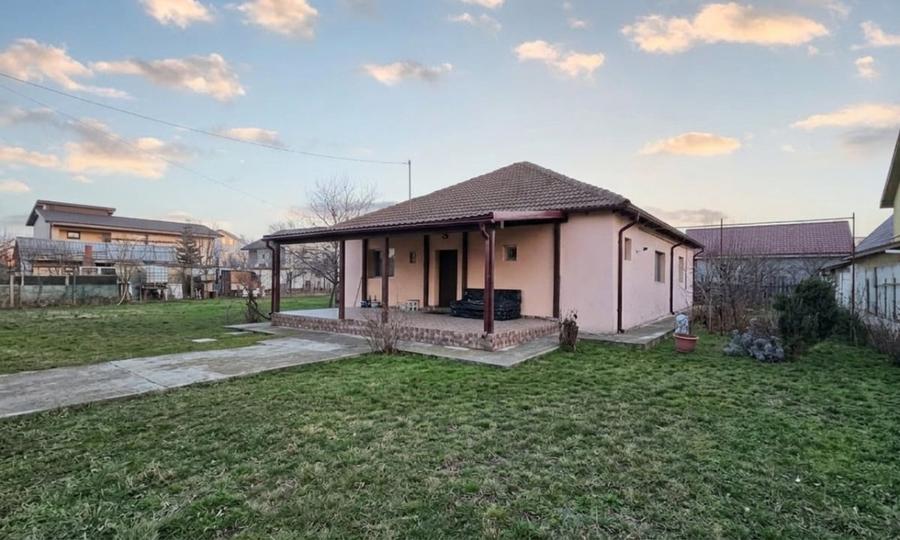 Casa individuala in Navodari, cartierul nou de vile, teren de 1487 mp - 1