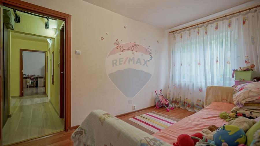 Apartament două camere decomandat la intrare în Răcădău! - 9