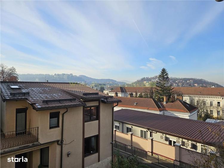 Apartament cu 2 camere renovat in Centrul Istoric - 8