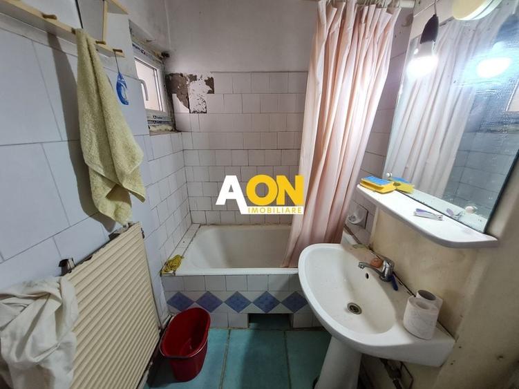 Apartament 4 Camere, Etaj 3, Decomandat, Zona Parc Cetate - 7