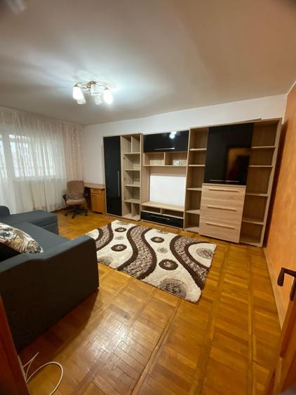 3 camere decomandate, centrala noua, termopan, izolat, 71mp, Piata Sud - 1