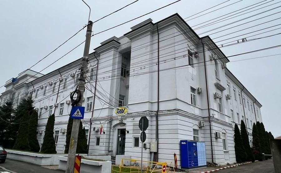 OMV (LATURA SUD) - comision 0%, reprezentam proprietarul! - 1