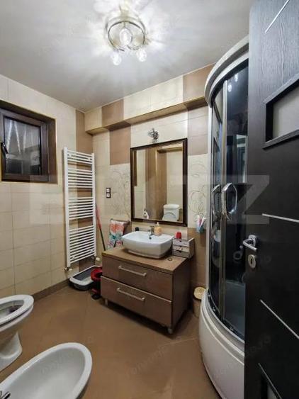 Casa spa?ioasa de vanzare in zona Rompetrol-Bistrita - 12